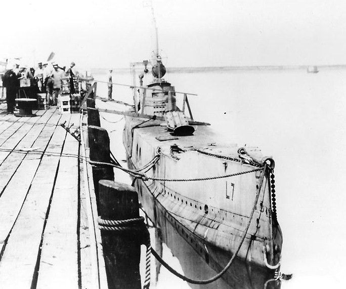 History of American Submarine Development iNEWS