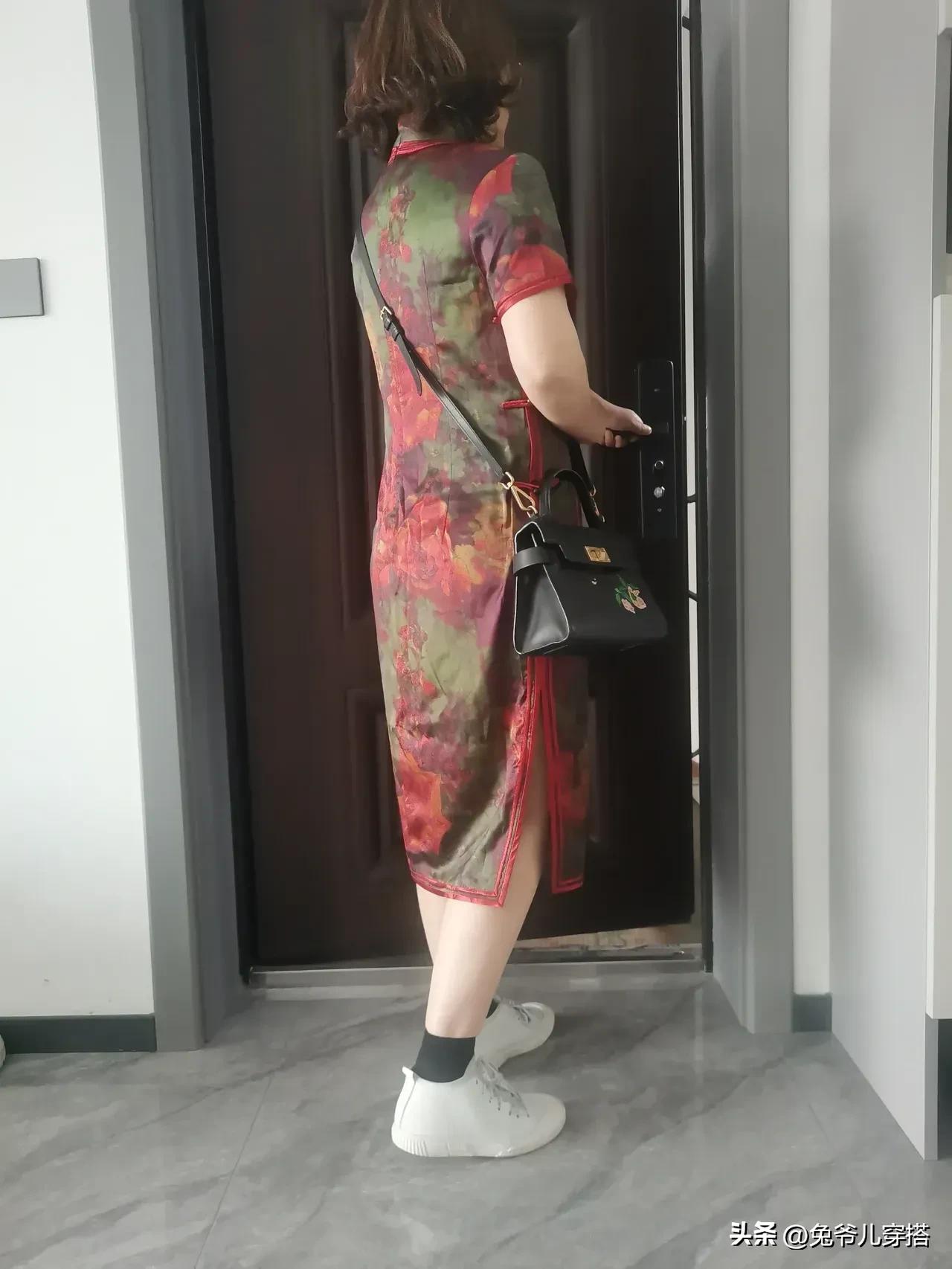 Why don't I look good in a cheongsam? Is it terrible to have no culture