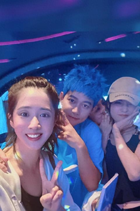 Liao Yuchen watched her husband Su Xing's concert, but there was no ...