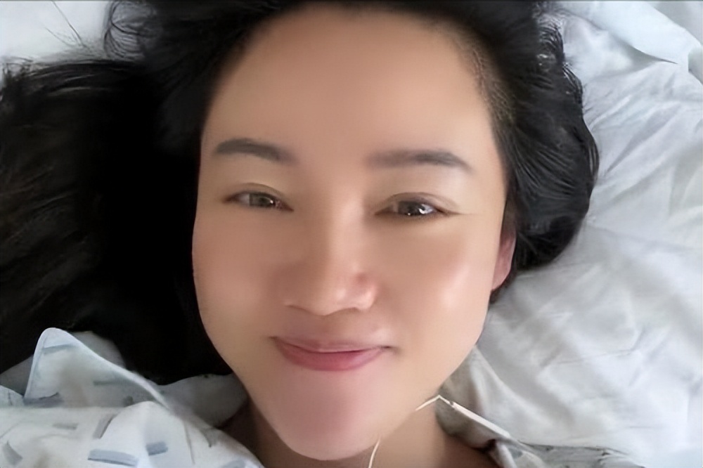 Zhou Qun was urgently admitted to the hospital for heart surgery. He ...