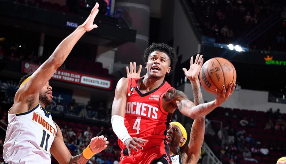 33 points, 16 rebounds and 6 assists! The Rockets deal really won the