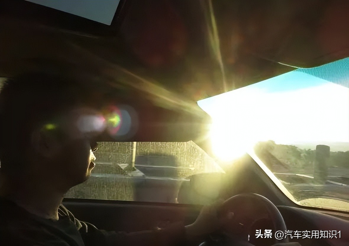 Why do old drivers wear sunglasses when driving?It's not just beautiful