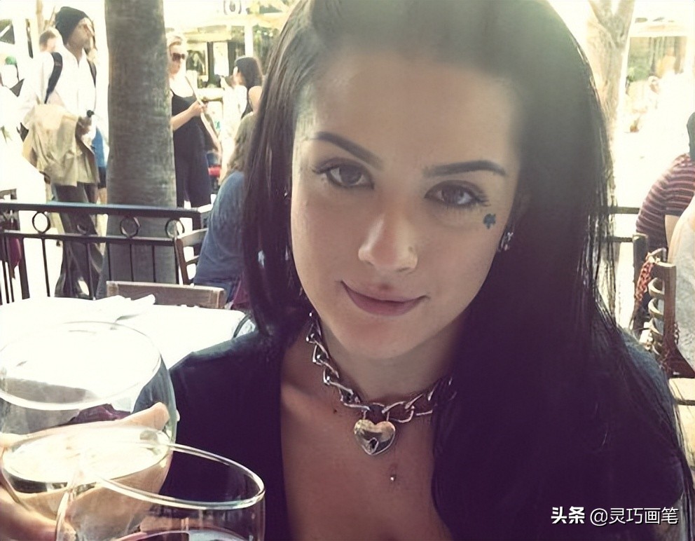 American actress Katrina Jade: 7 industry awards for her husband's fame ...