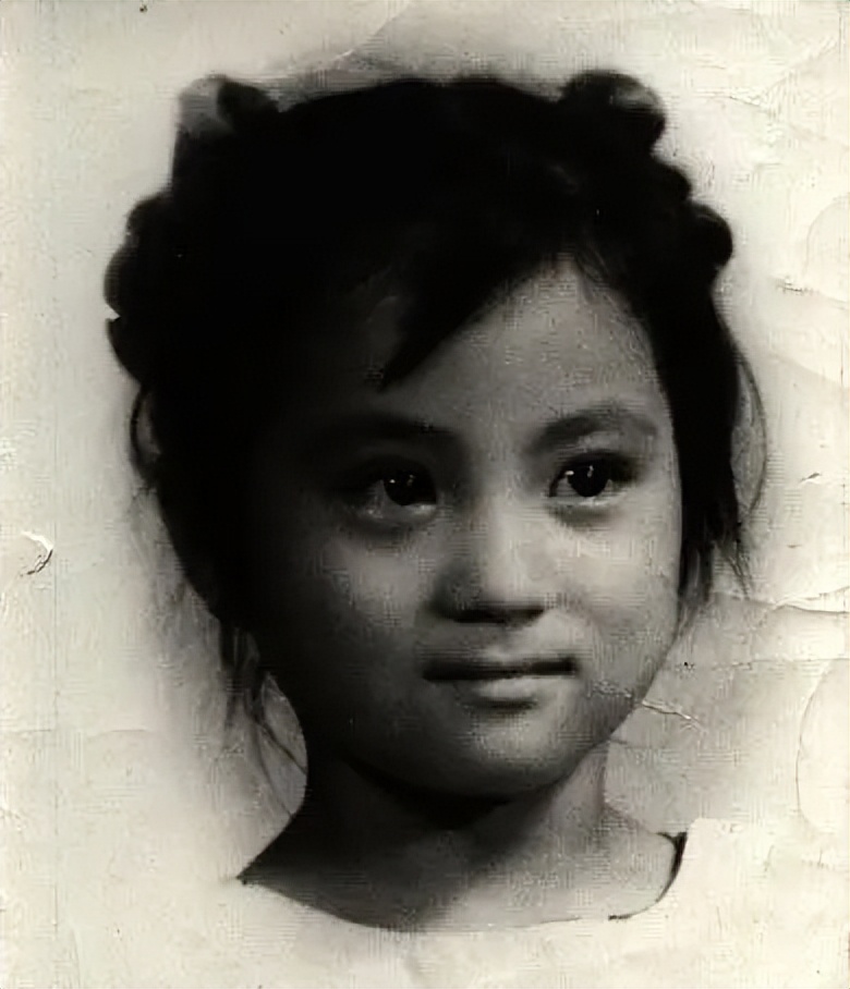 A generation of "sweet queen" Li Lingyu was scolded for being ...