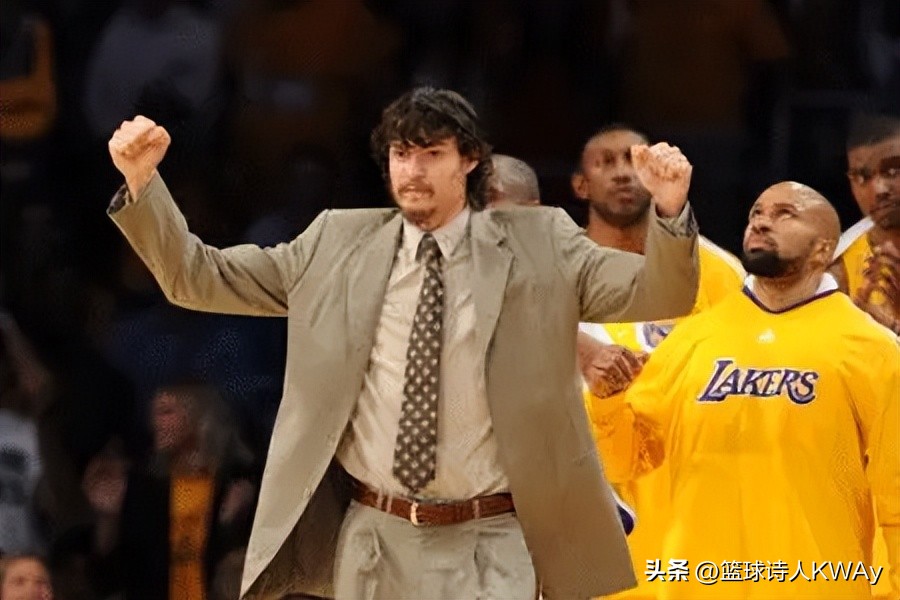 Adam Morrison signed 1 contract in 4 years of his career, the most ...