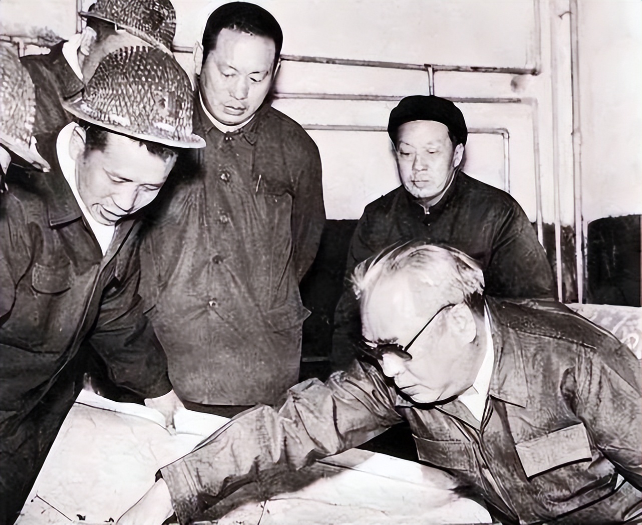 In 1982, Deng Xiaoping asked Yu Qiuli to preside over political and ...