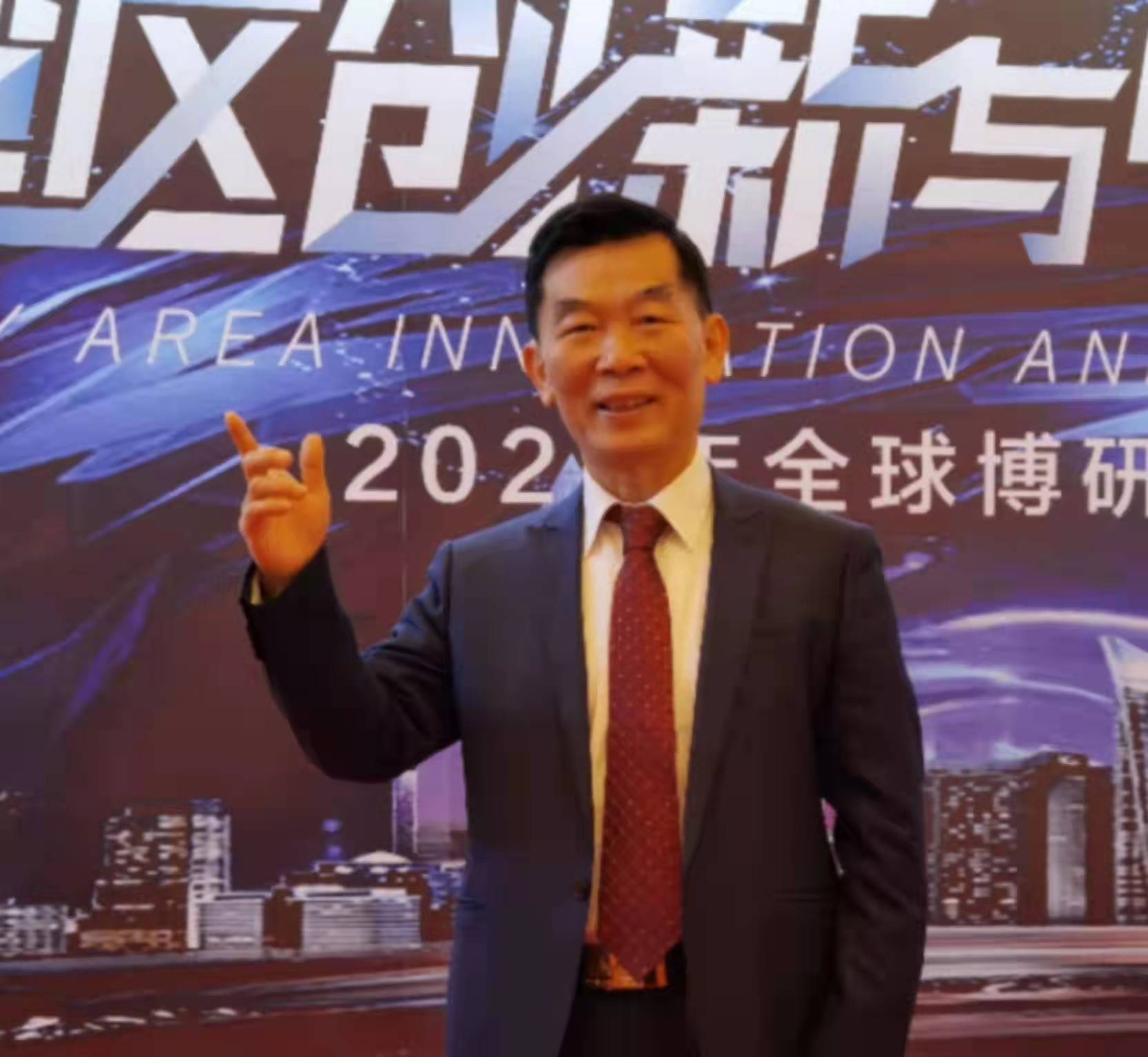 Li Honglei: Hundred Years of Changes and Enterprise Innovation - iMedia