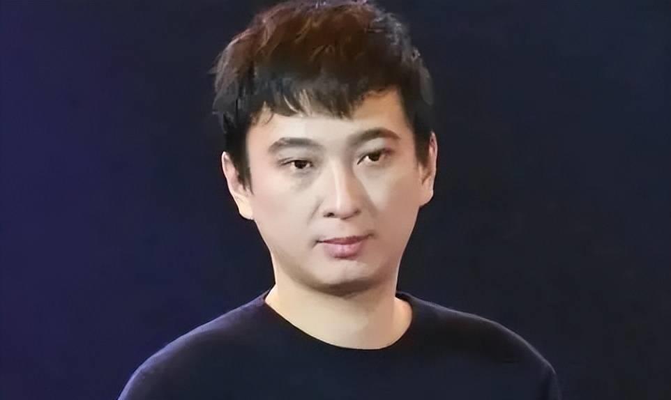 "Shock! Huang Yiming gave birth to a baby at the age of 24, and the ...
