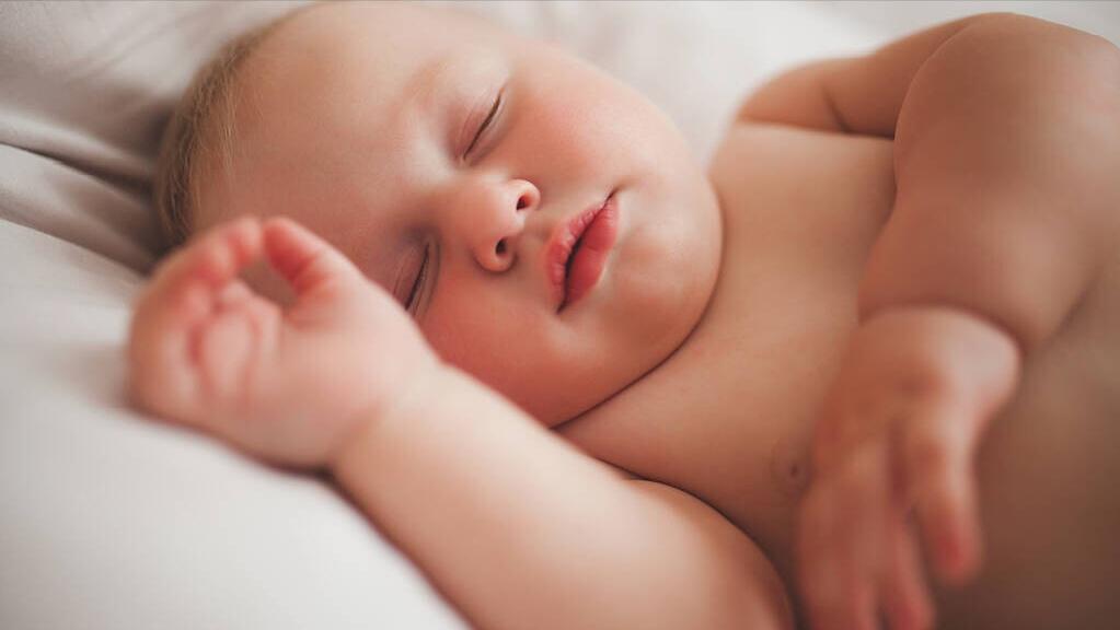 Why is it better to sleep in socks?Japanese people live longer, does it