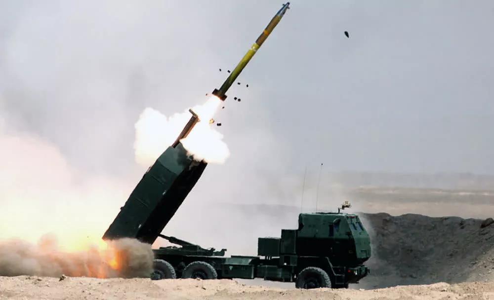 How powerful is the Seahorse rocket launcher? Two rockets hit the ...