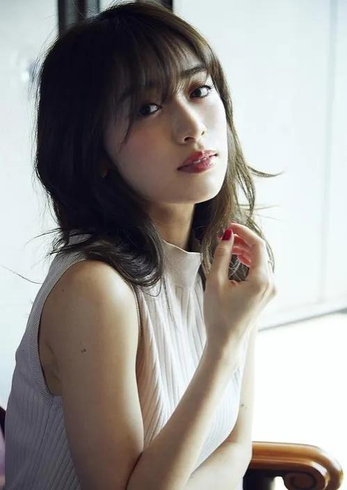 Japanese sexy actress: Kazumi Izumi - iNEWS