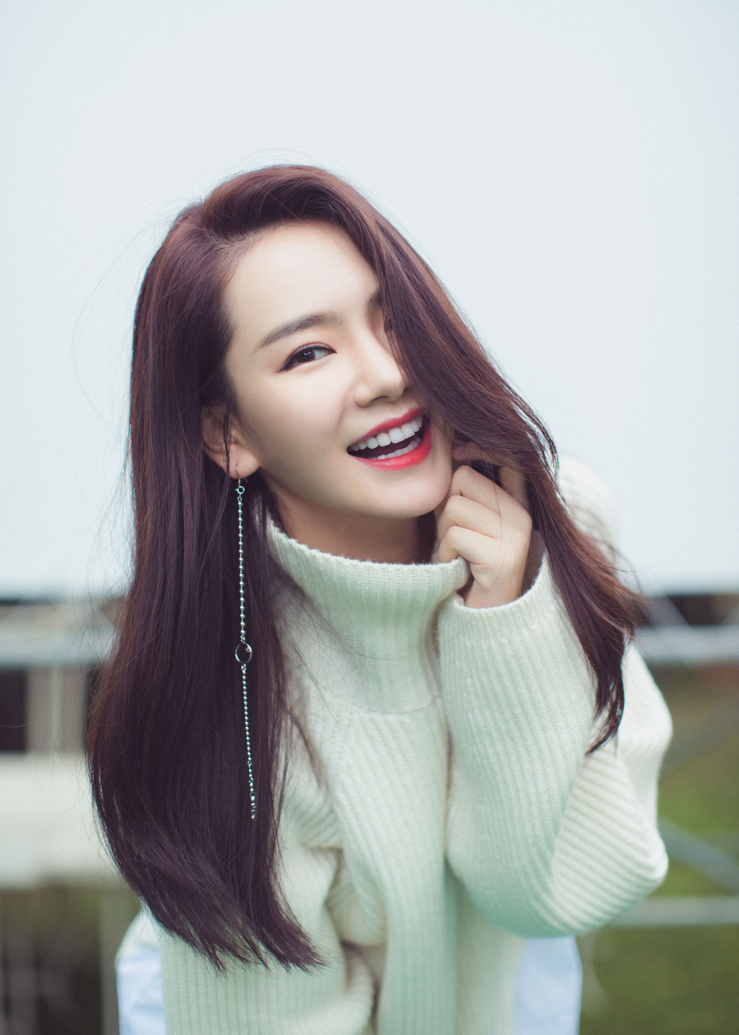 After Wei Ya was investigated for tax evasion, a star suspected of tax