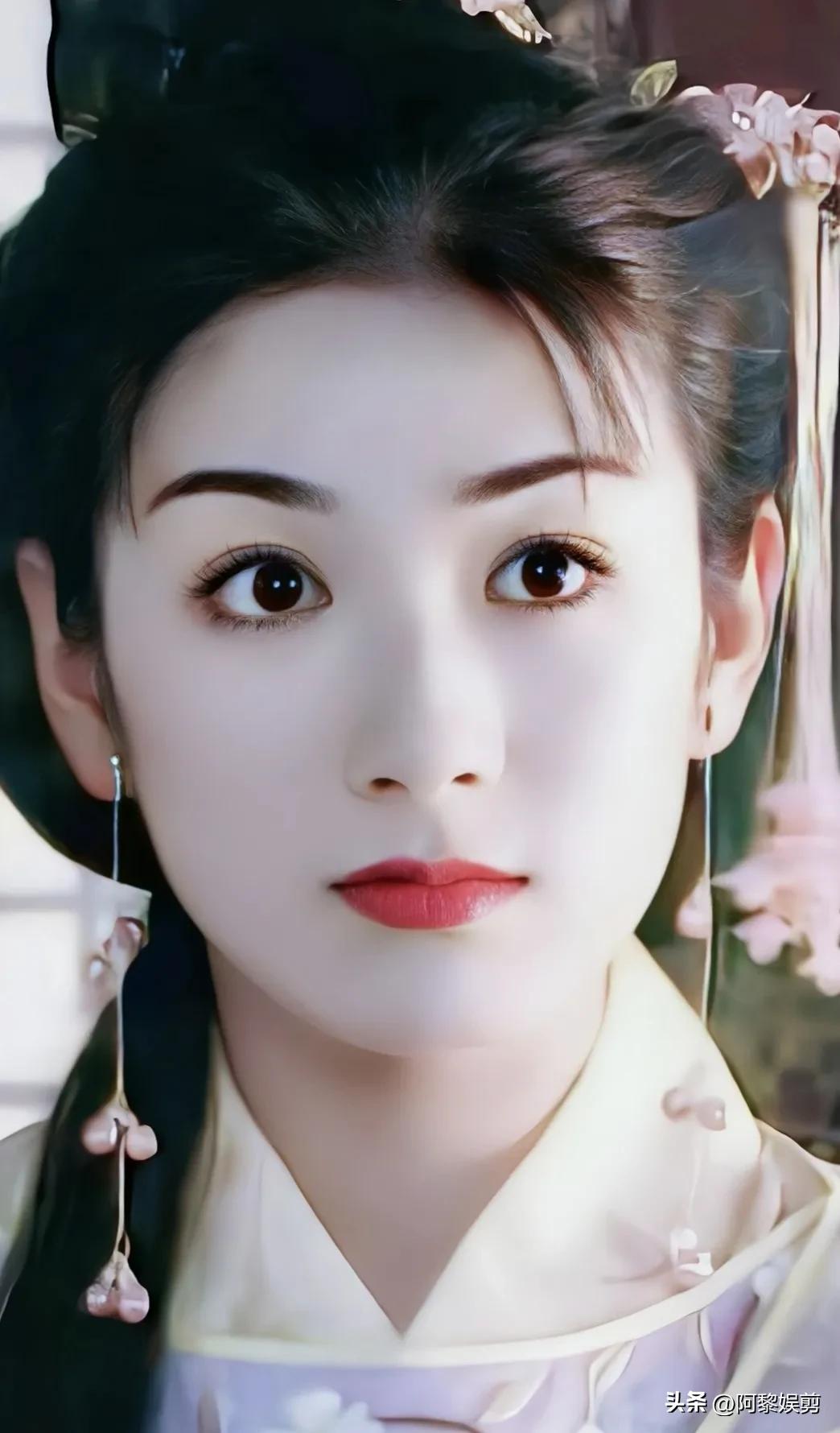 Huang Yi meets a cold heart, which one of the two beauties is better