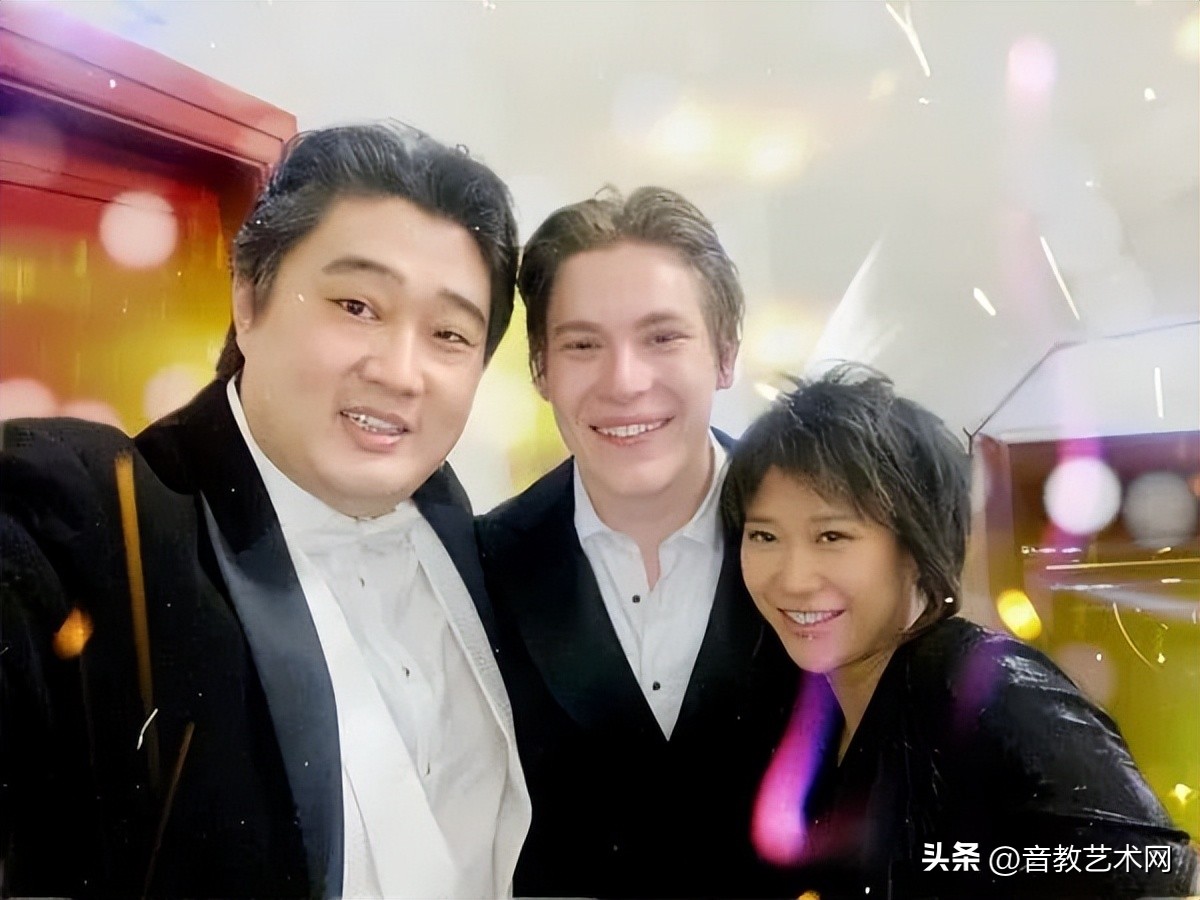 Yuja Wang releases group photo of new partner for the first time iMedia