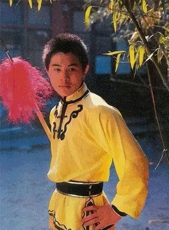 The 60-year-old Jet Li's recent situation was exposed: his face was ...