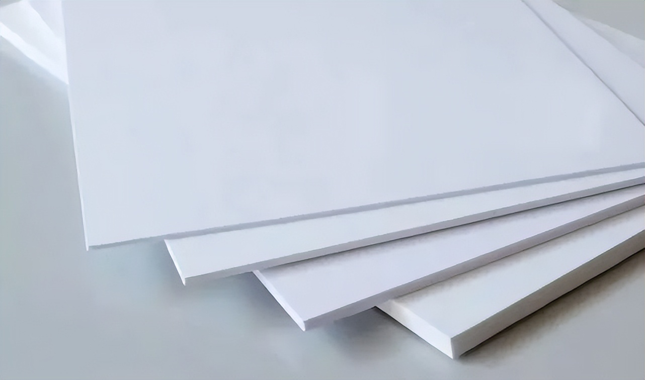 What are the uses of PVC plastic and how to improve heat resistance