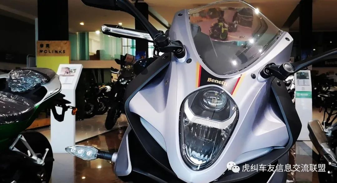 Tao Ge explores the store: Benelli Tornado 252R static evaluation of ...