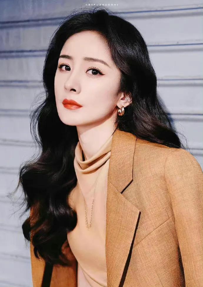 Yang Mi and Liu Shishi confirmed to attend Weibo Night, is Shi Mi going ...