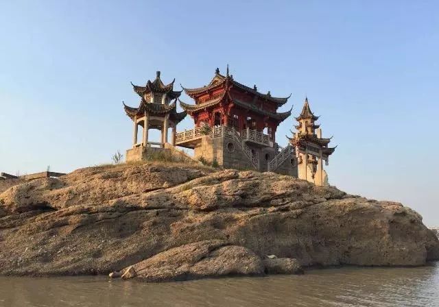 Luoxingdun: Appears only once a year, soaked in water for thousands of ...