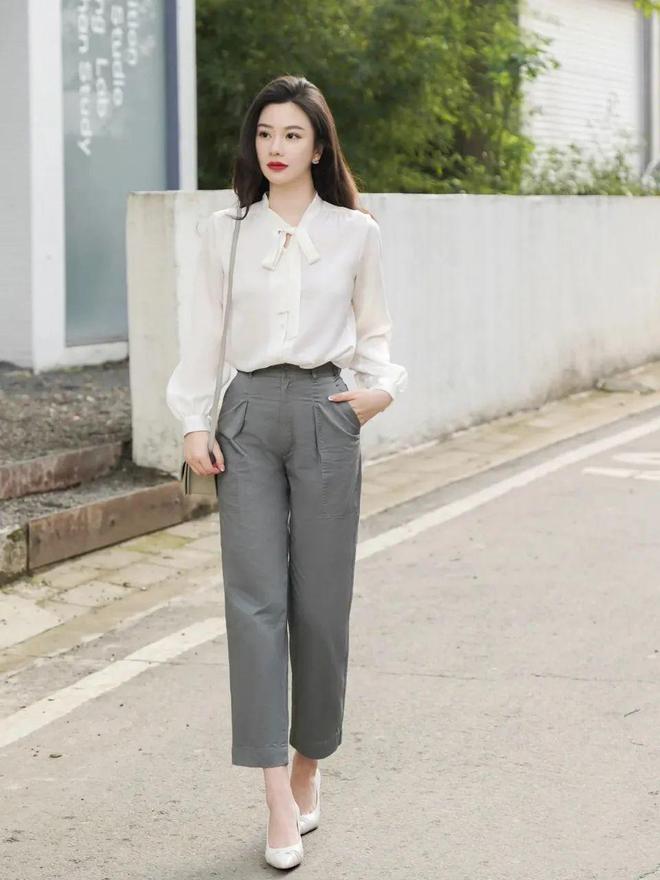 Wear these 4 pants in summer, refreshing and fashionable - iNEWS