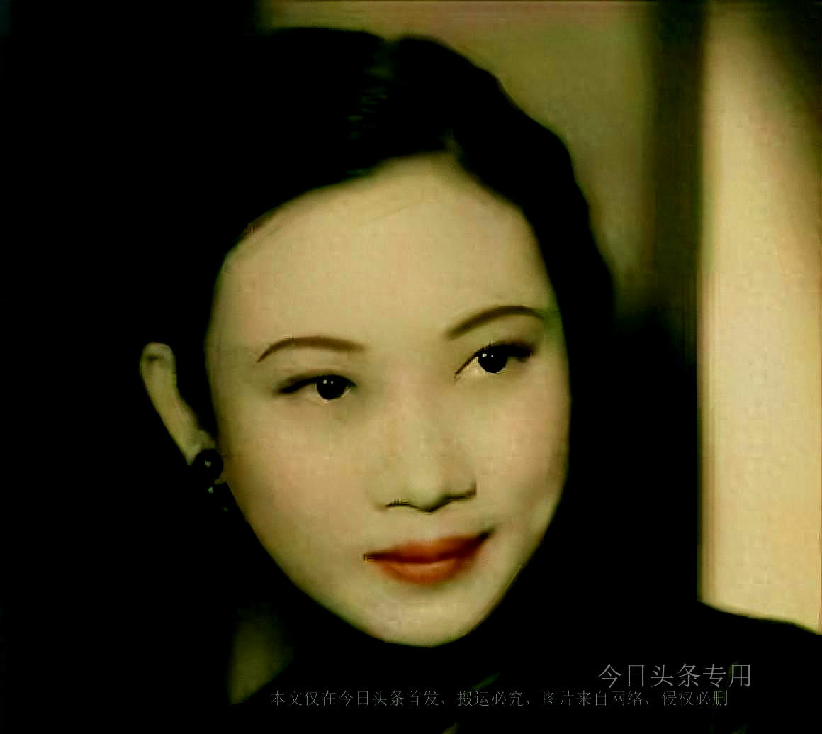 Hu Die passed away in 1989 at the age of 81. On her deathbed, she