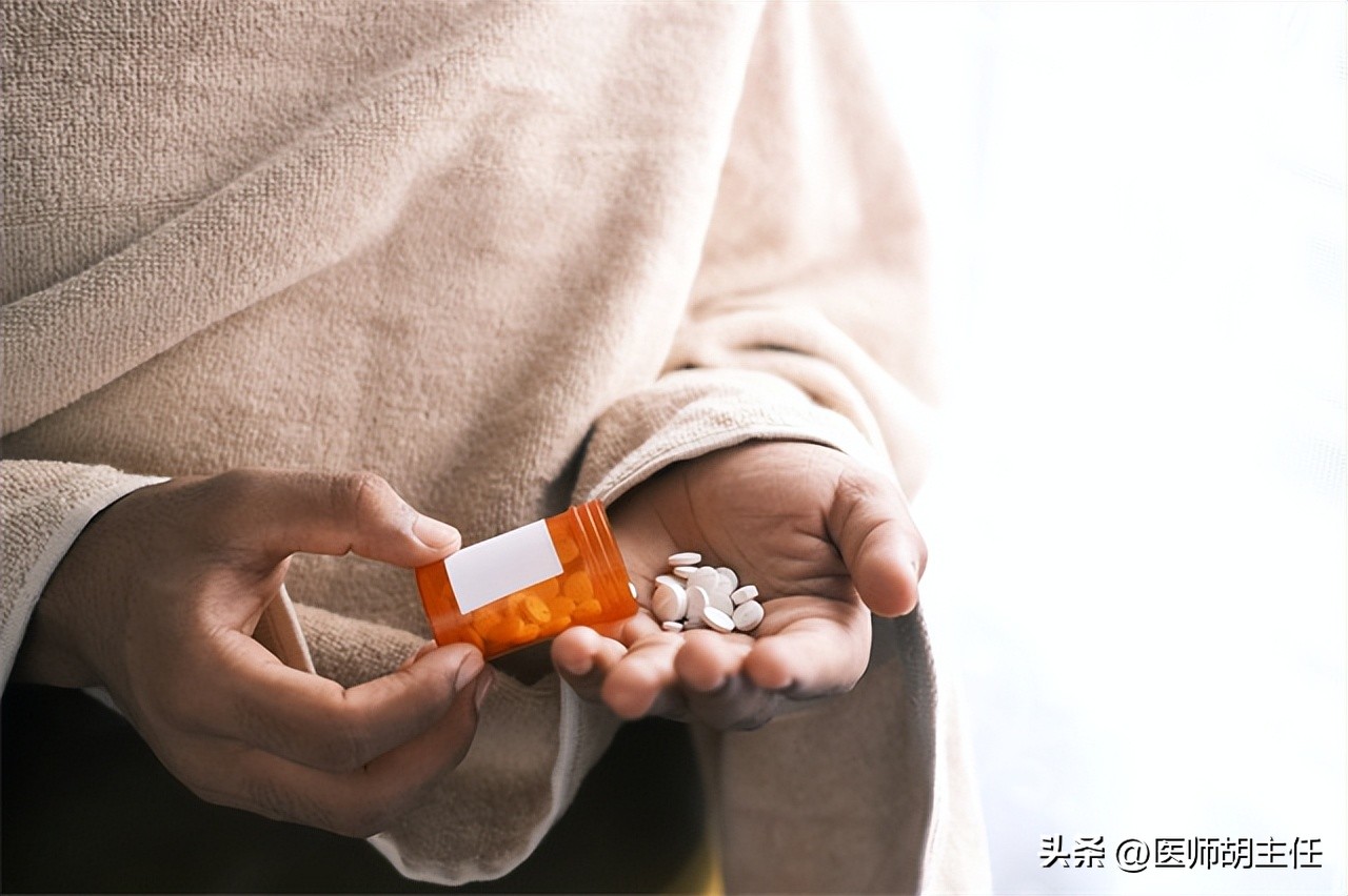 Is amoxicillin an antiinflammatory drug?Doctor No, there are only two