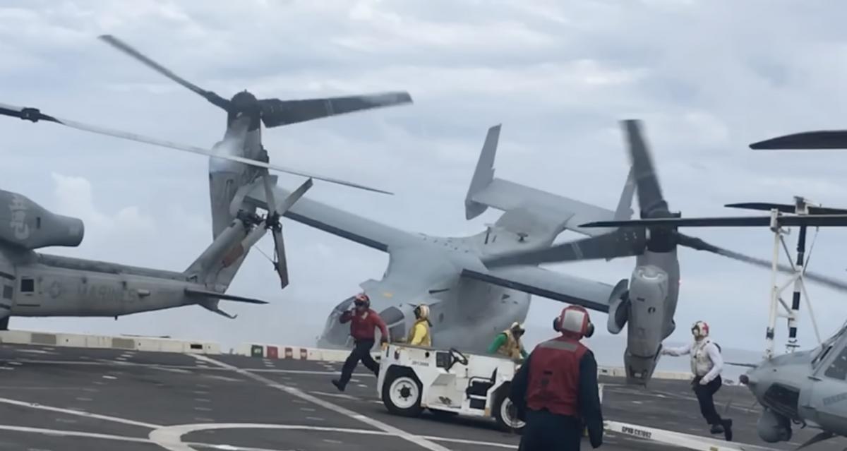 US media exposed a new video, the V22 Osprey landing ship landed ...