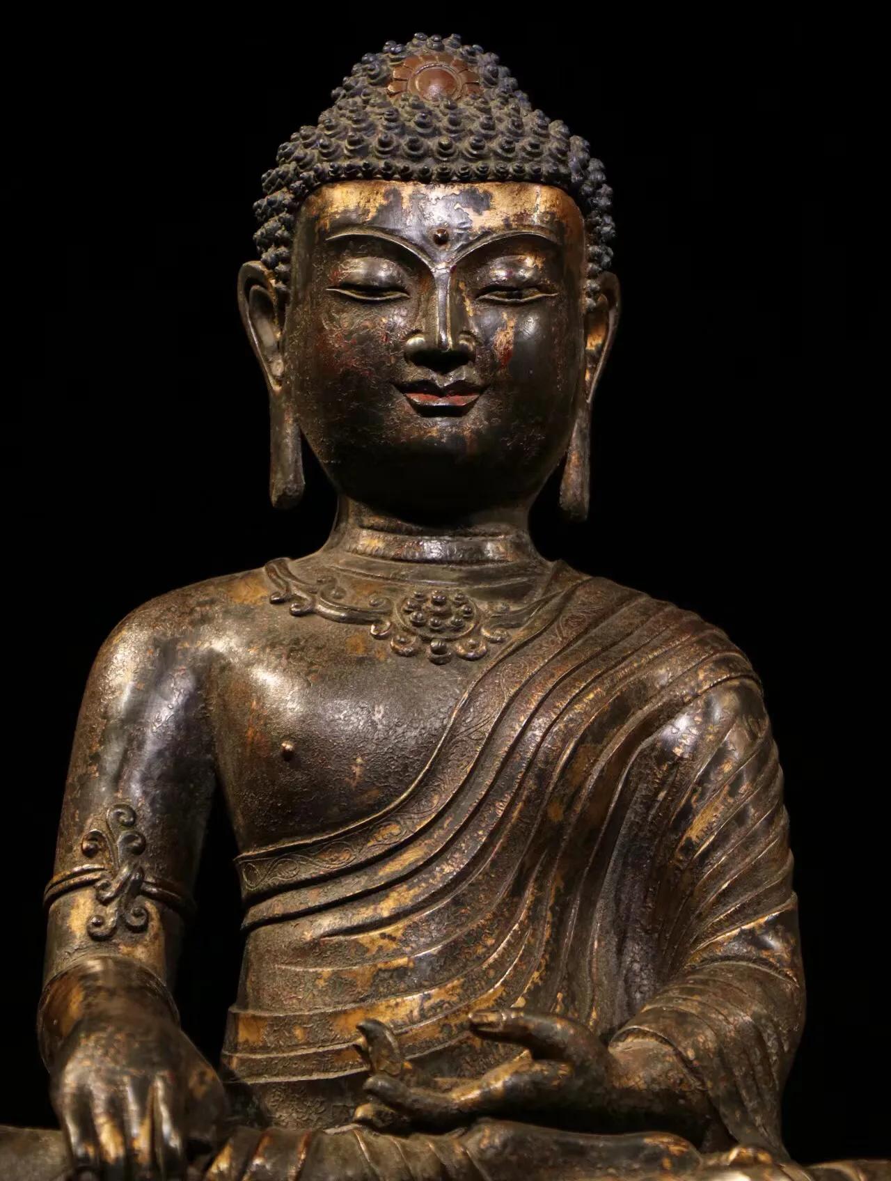 Finecast copper body and gilt copper statue of Shakyamuni Buddha