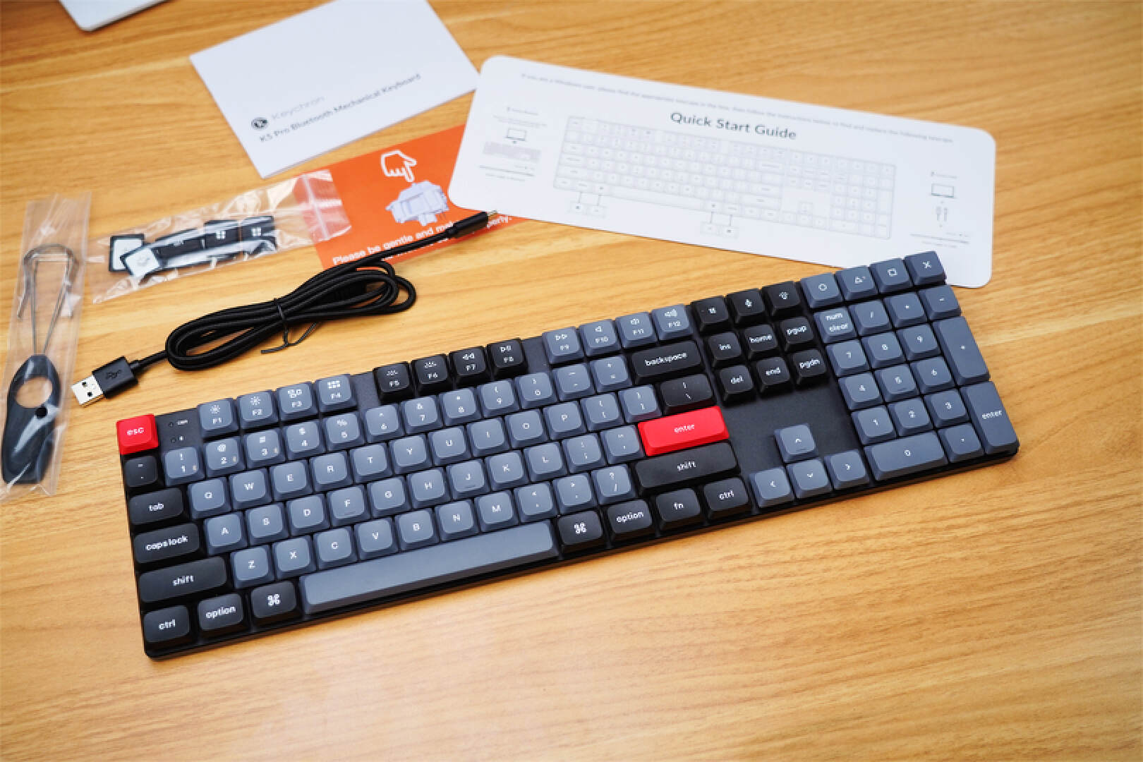 Full keyboard layout, support for key change, dual-mode connection ...