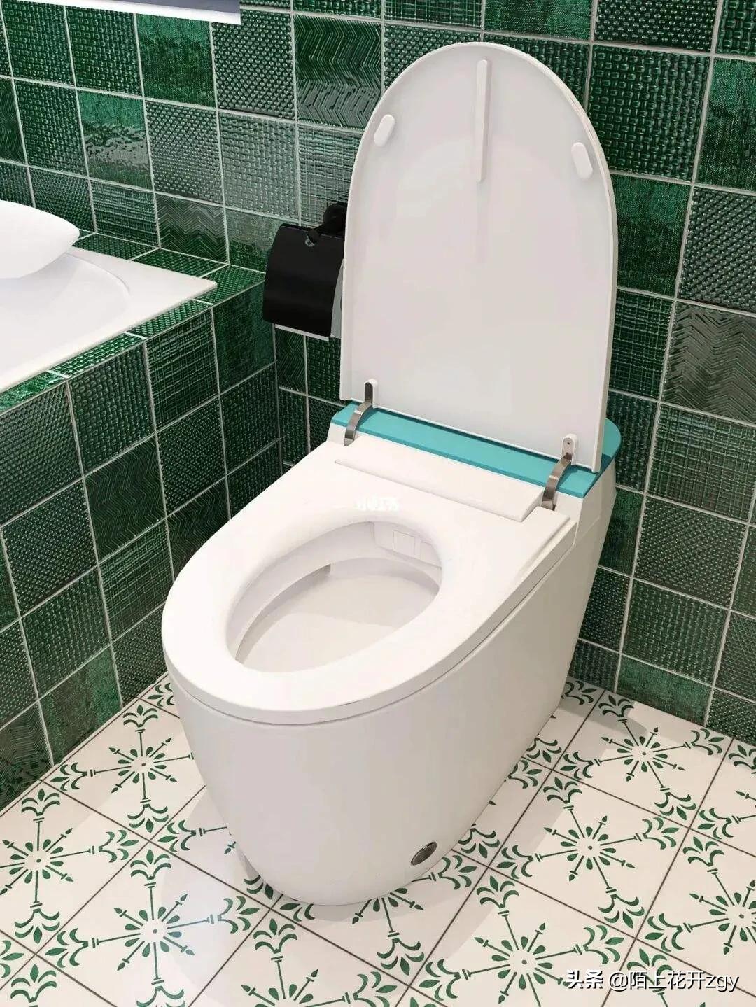 Why is the toilet called "toilet" instead of "cow bucket"? iMedia