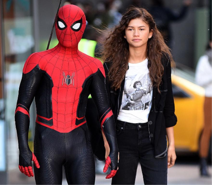 Why is Spiderman's girlfriend Zendaya suddenly so popular after the ...