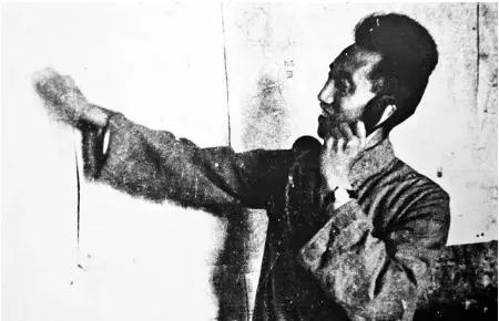 Liu Bocheng and Xu Xiangqian are usually military chiefs, and sometimes ...