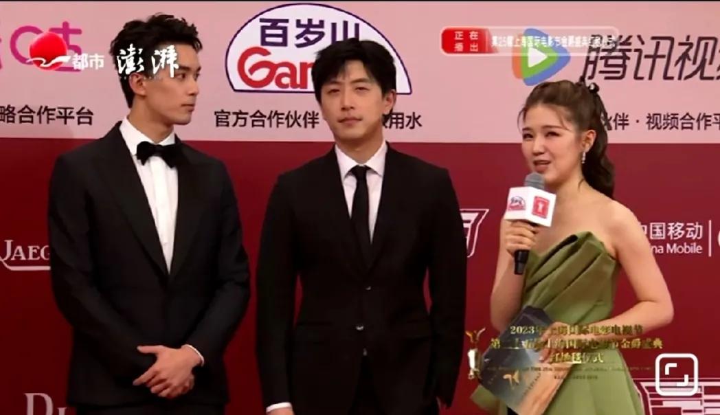 Shen Shiqi hosted the red carpet of the Shanghai International Film ...