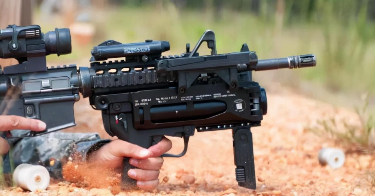 U.S. military active-duty individual weapon-grenade launcher - iNEWS