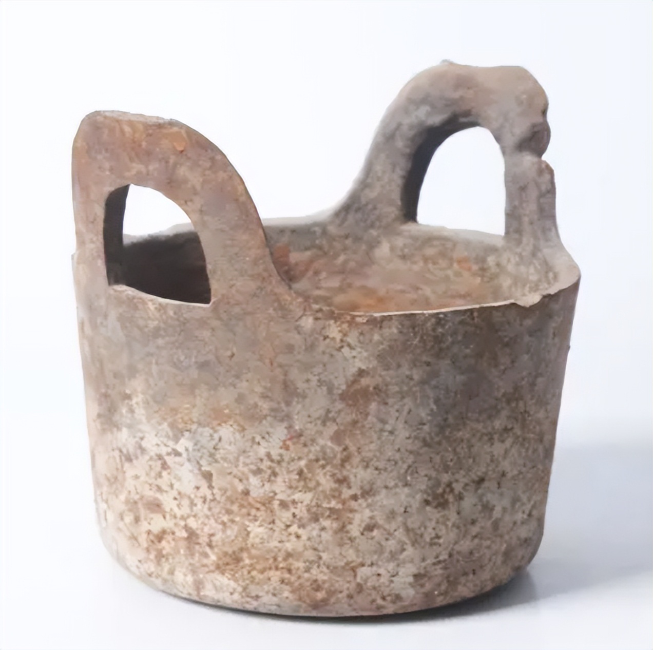 Explore the origin and development of the pot in ancient times, as well