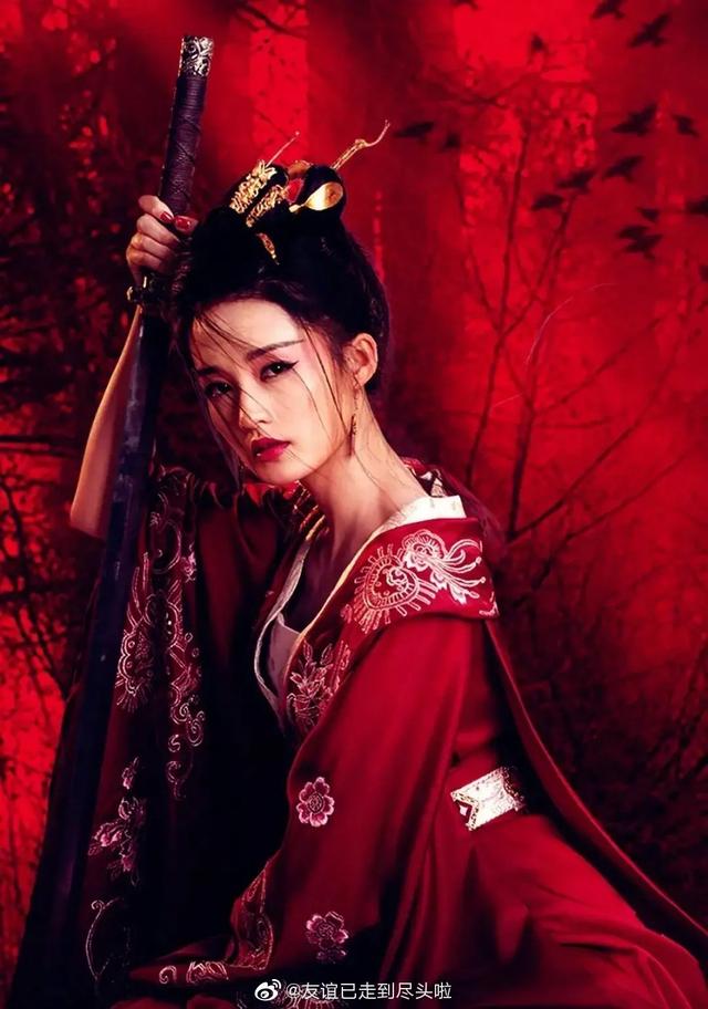 Li Chun Er Speaking of red clothes, I think of Chun'er played by Li Qin, one of ...