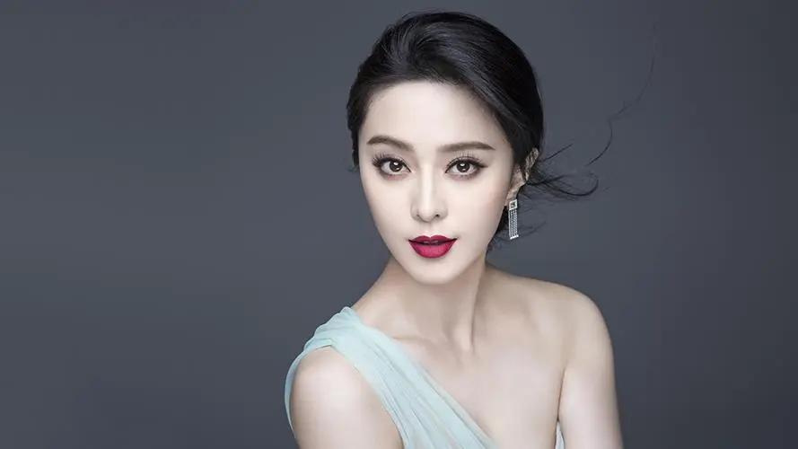 28 years later, Li Baotian and Zhang Guoli are in a shocking situation ...