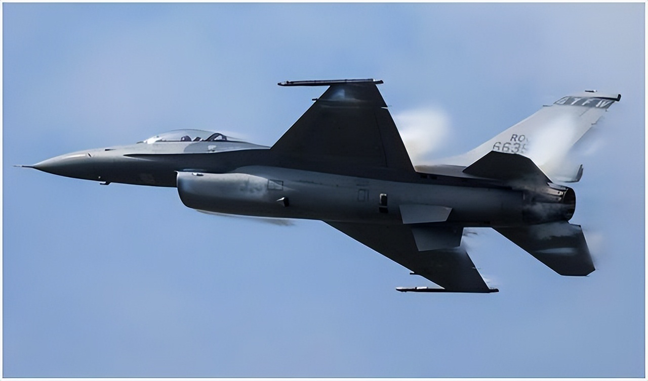 Is the U.S. going to counterattack?The USS Ronald Reagan headed for the