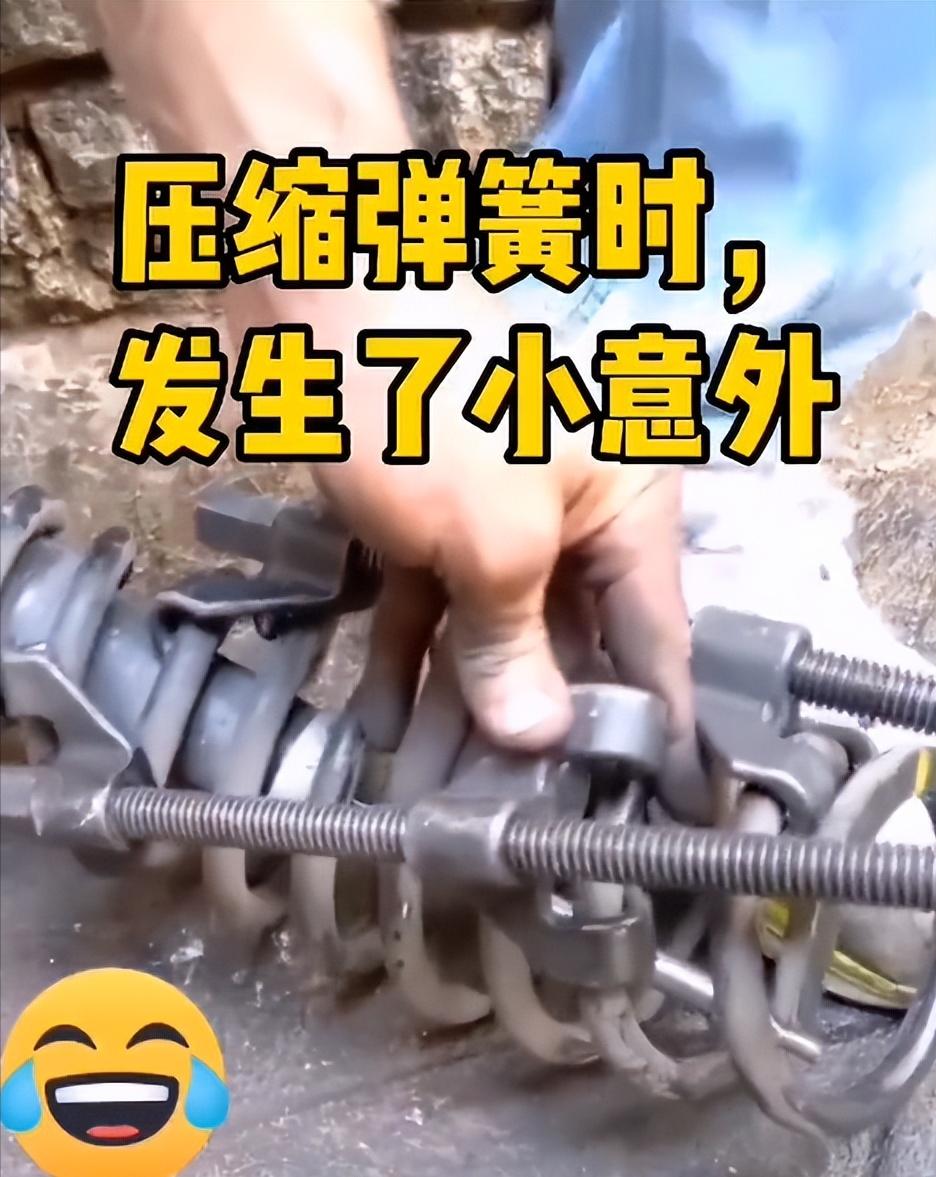 It hurts to look at it! A little accident happened when the mechanic