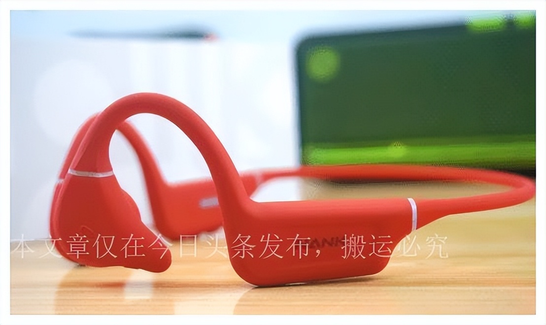 What are the harms of bone conduction earphones to the human body? What