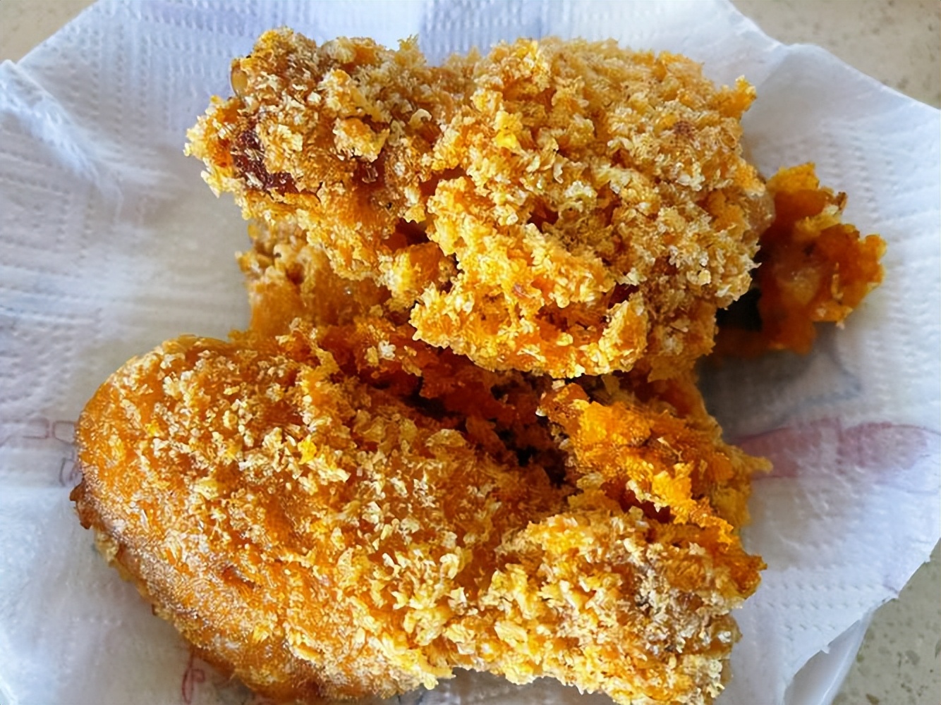 Teach you to fry chicken drumsticks at home, simple and delicious