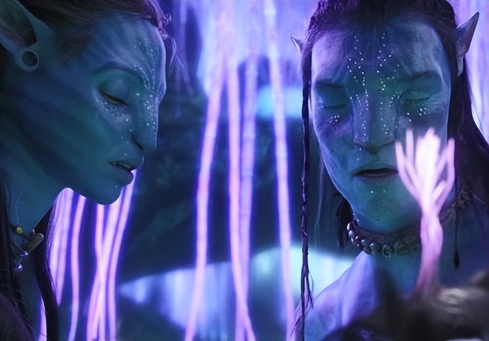The World View and Character Creation in the Movie 