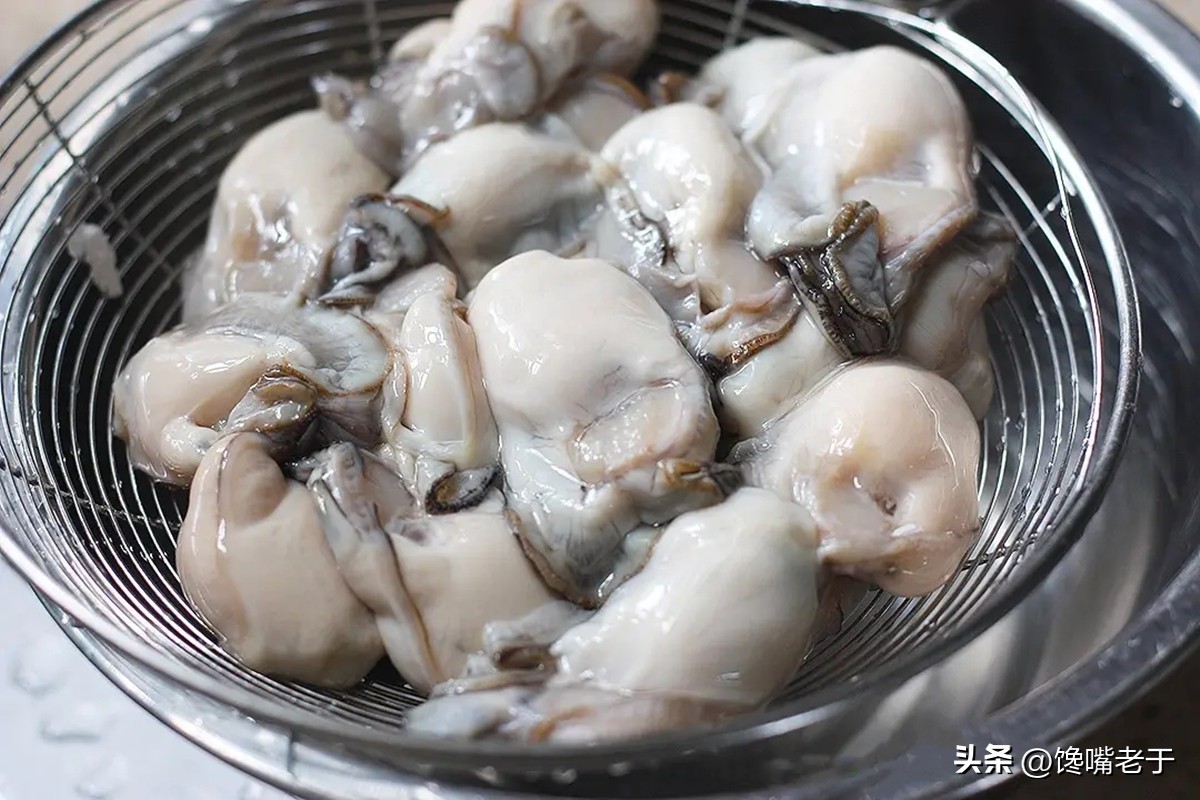 Are there really "oysters" in oyster sauce?How to identify genuine and
