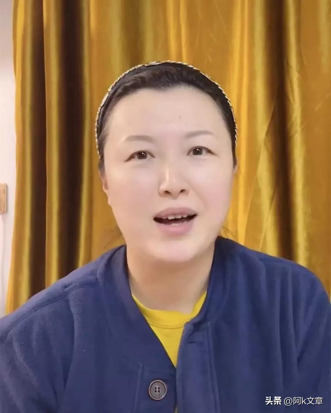 54-year-old Qin Weidong seldom shows affection - iNEWS