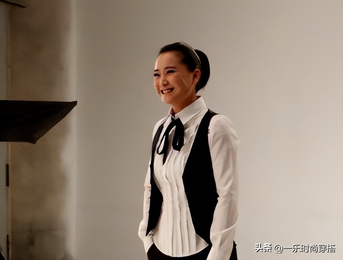 Jayling This is the beauty Jia Ling? 5.4 billion was credited to the account ...