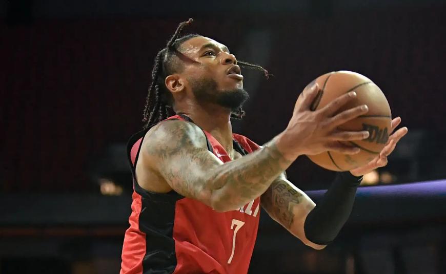 The Rockets won three consecutive victories! The 19-year-old star hit ...