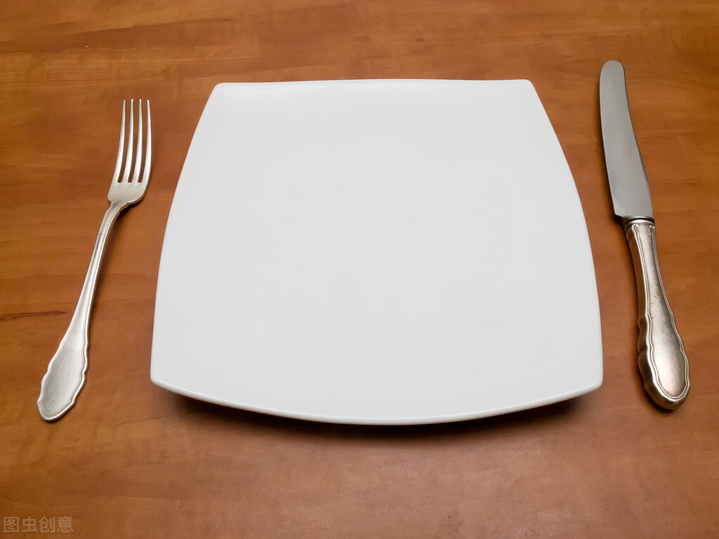 Why are Chinese chopsticks still widely used, but knives and forks are