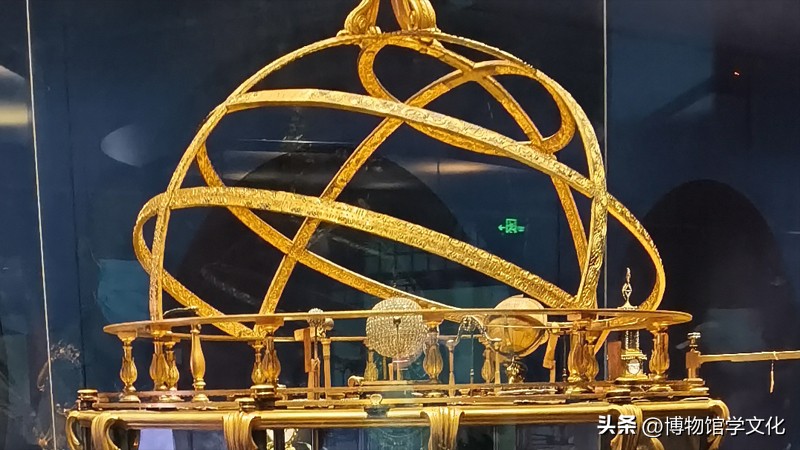 There is an astronomical instrument in the Clock Museum of the ...