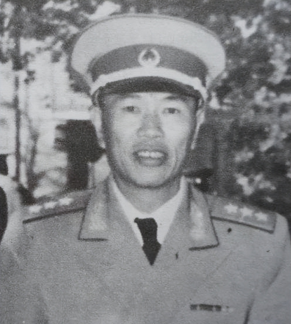 In 1959, the founding general Deng Hua participated in the Luzhou ...