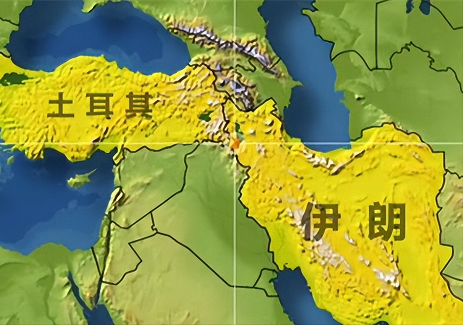 The Battle of Chaldiran, the Beginning of the Ottoman and Safavid